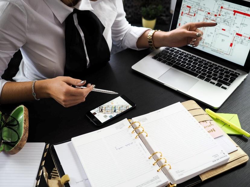 discussing guarantee rent schemes with landlords
